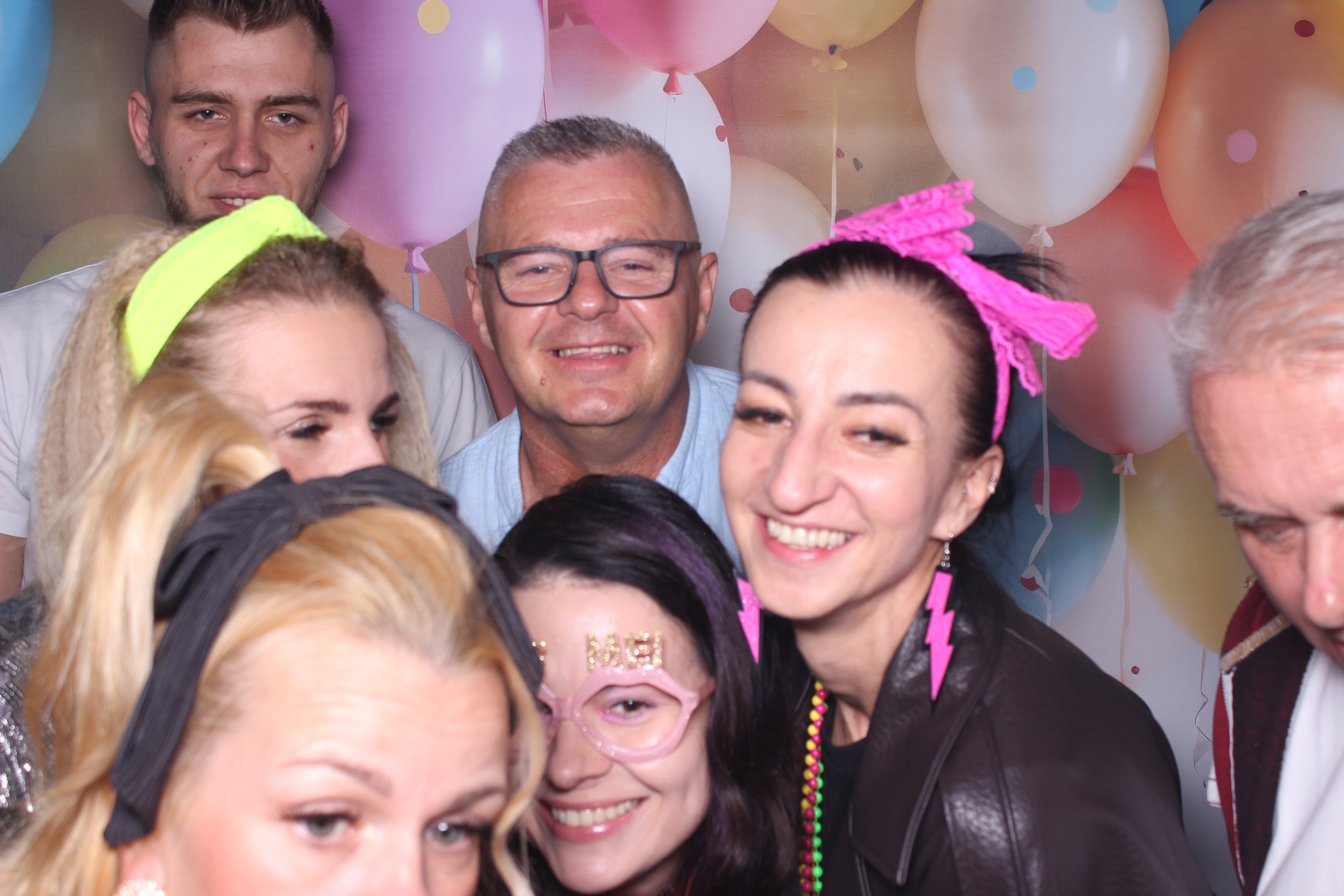 Fotobudka klasyczna – Impreza firmowa ExPro w stylu lat 90. w Wałdowie – Fotobudka i atrakcje eventowe
