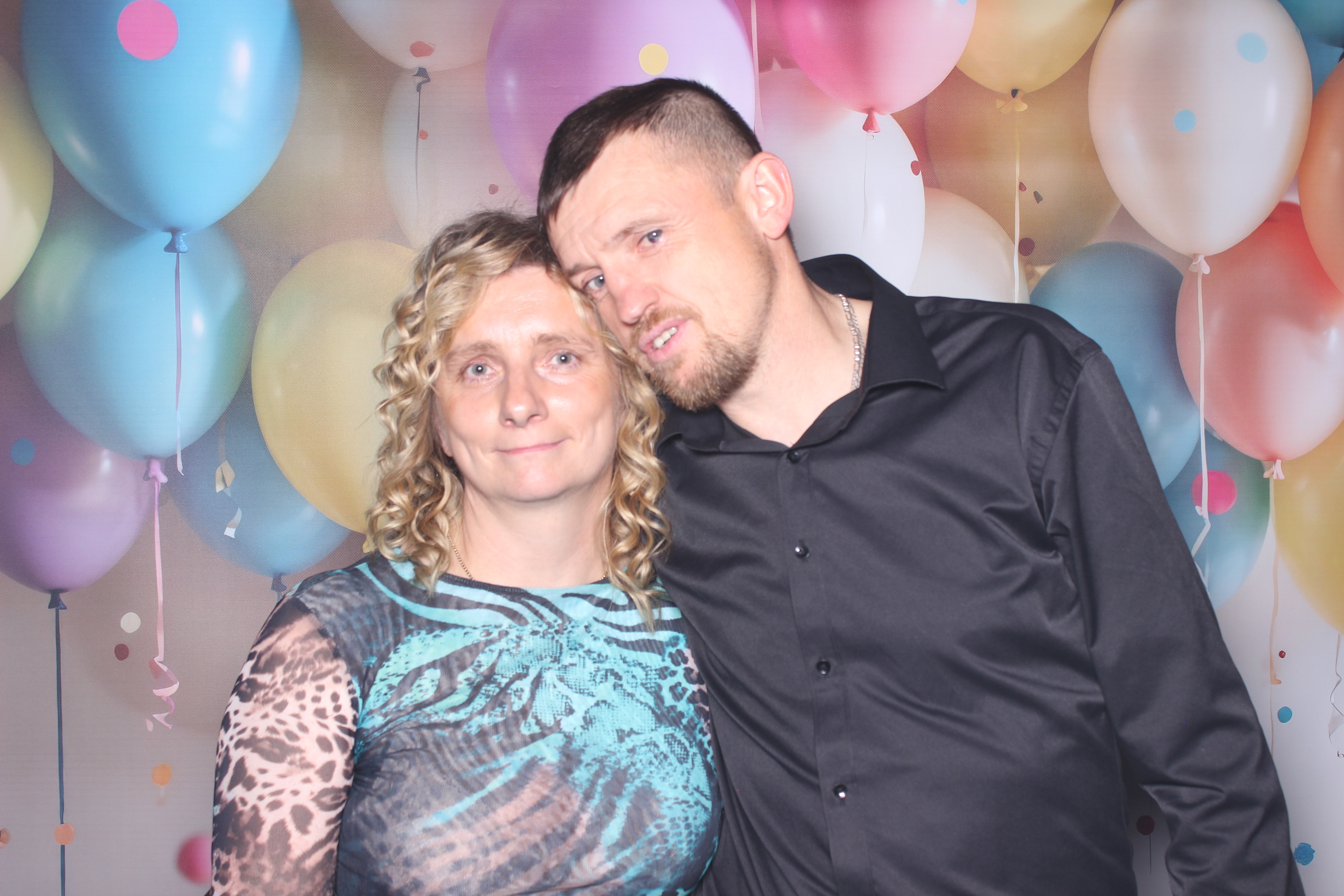 Fotobudka klasyczna – Impreza firmowa ExPro w stylu lat 90. w Wałdowie – Fotobudka i atrakcje eventowe