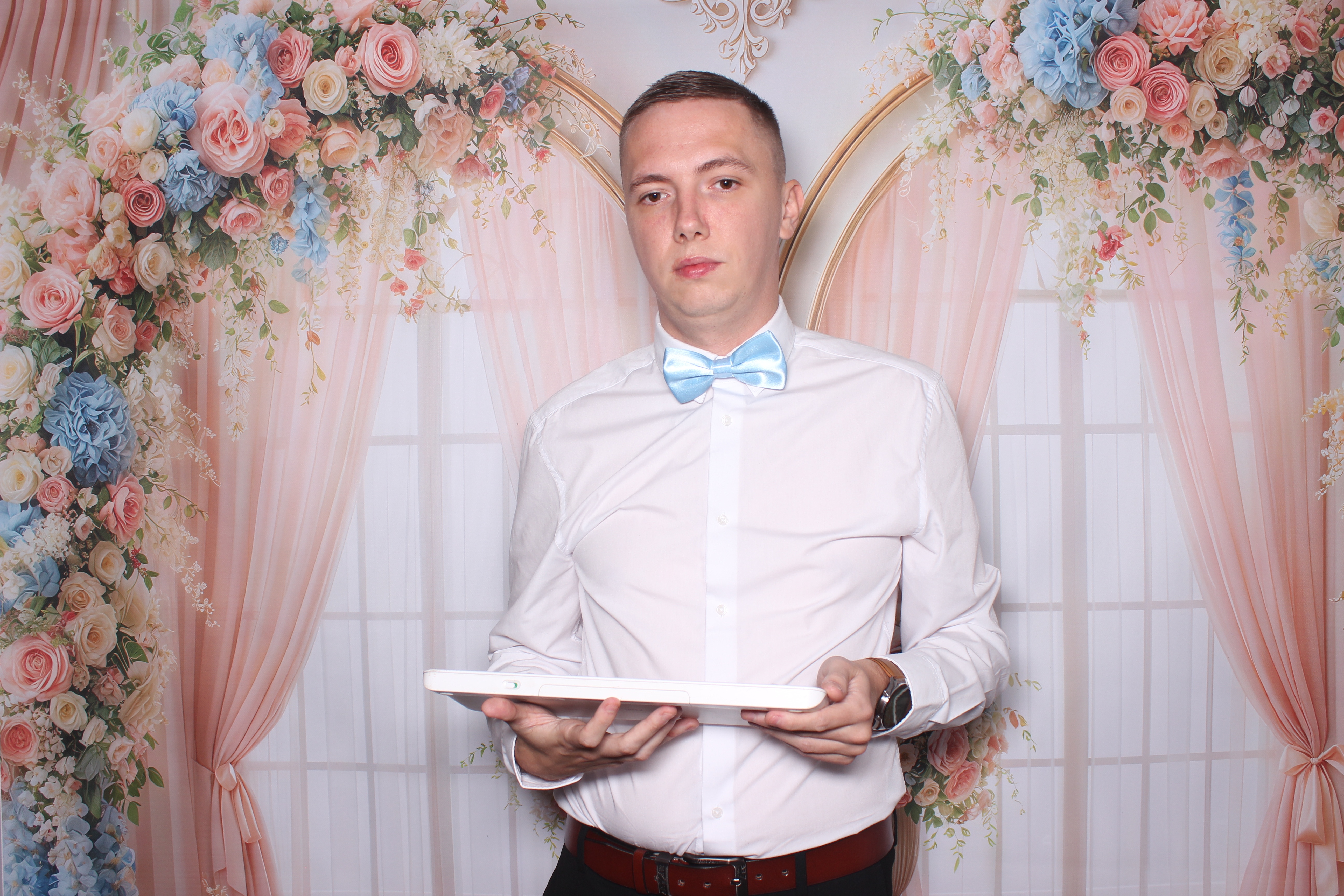 Fotobudka klasyczna – Wesele Darii i Grzegorza w Starej Kaszarni w Człuchowie