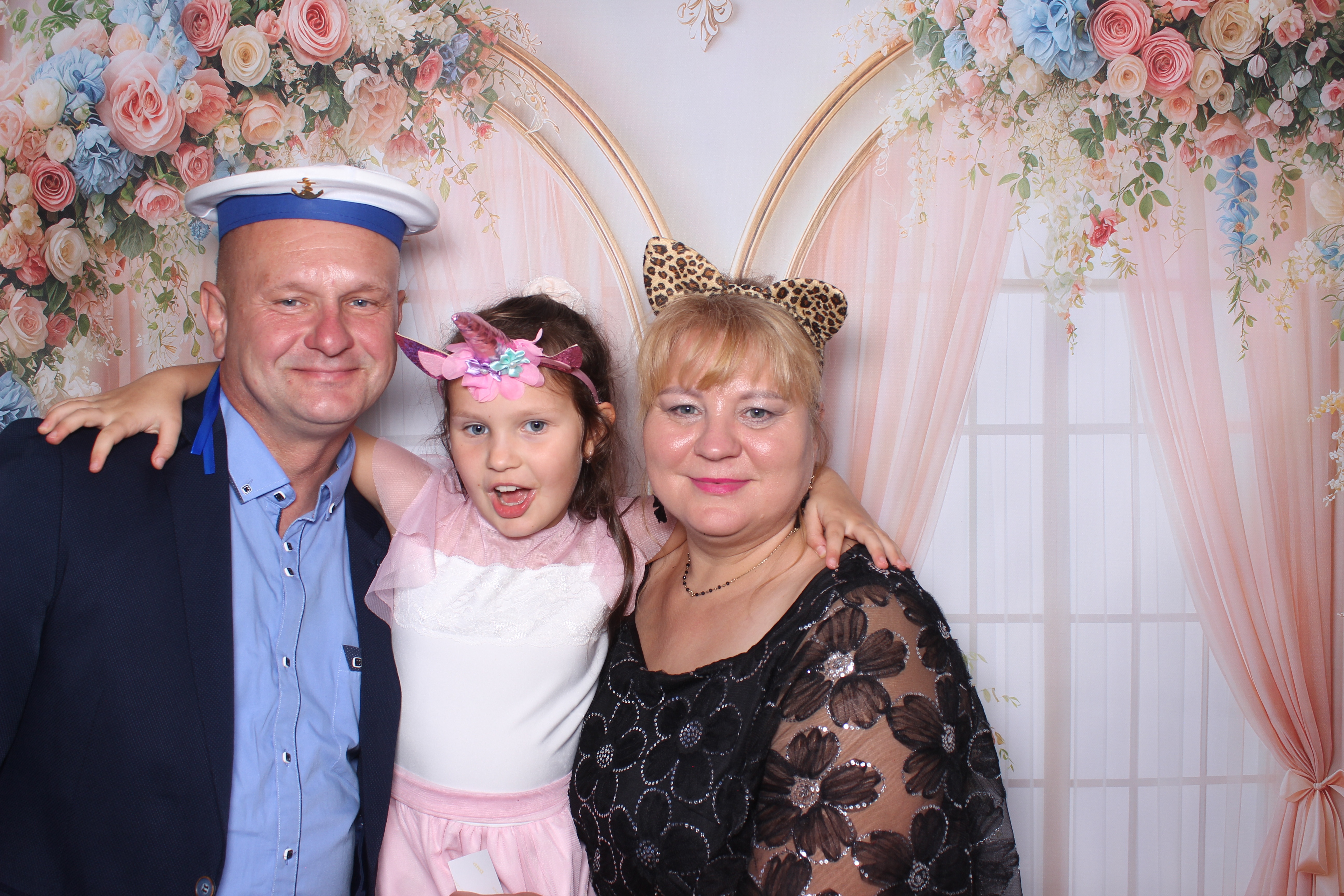 Fotobudka klasyczna – Wesele Darii i Grzegorza w Starej Kaszarni w Człuchowie