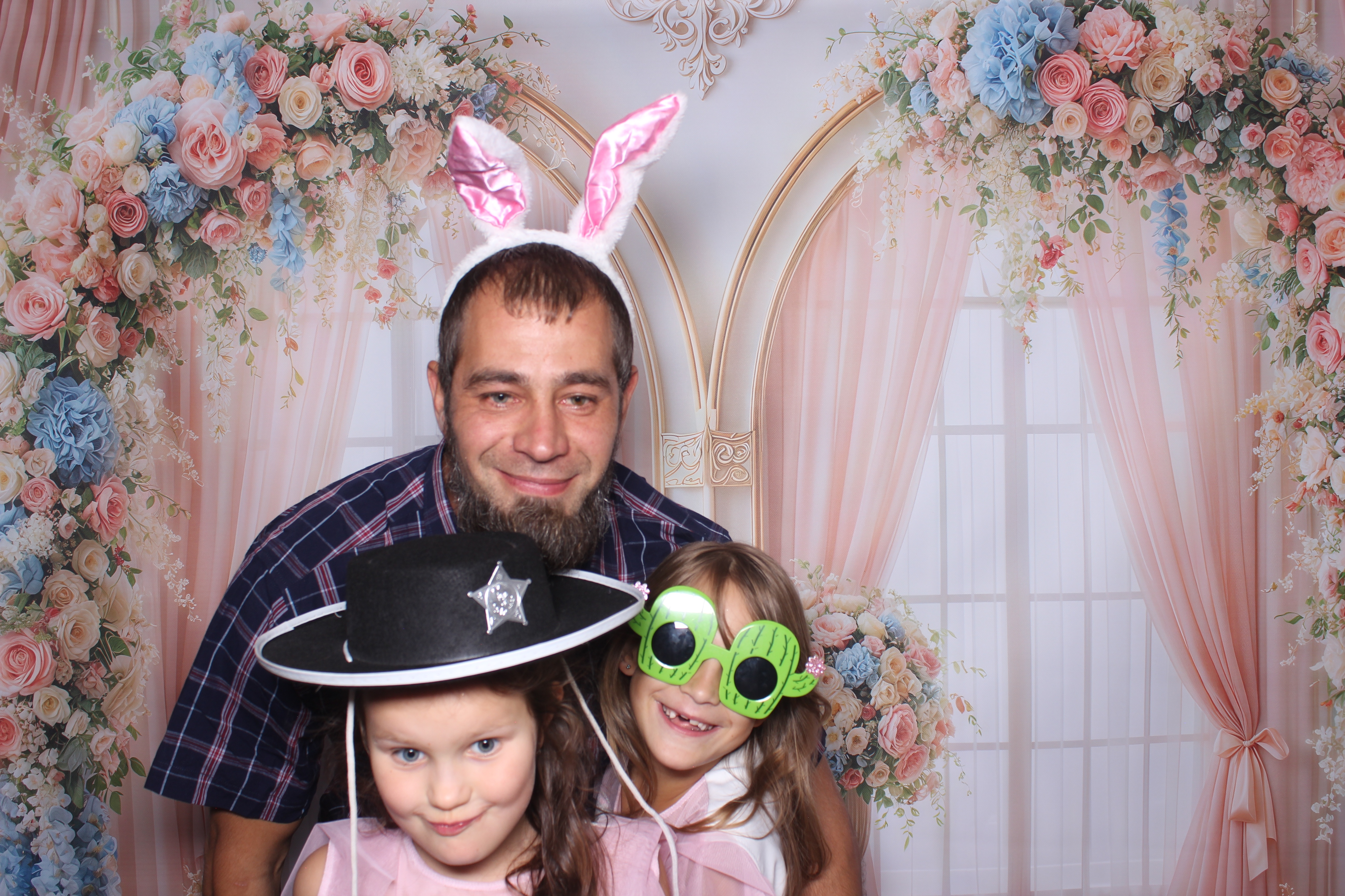 Fotobudka klasyczna – Wesele Darii i Grzegorza w Starej Kaszarni w Człuchowie